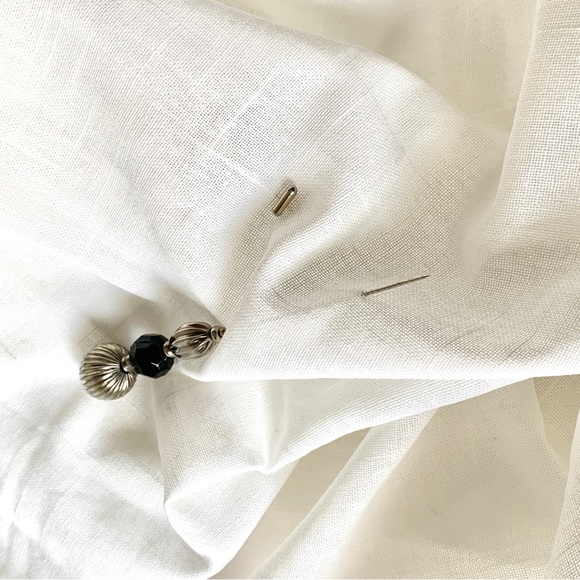 Vintage Long Hat Pin - Picture 6 of 6